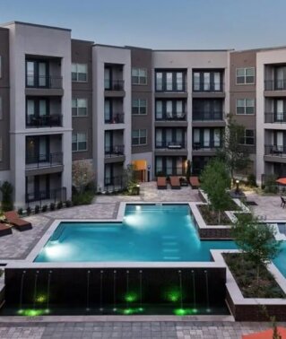 Berkshire Amber Pool Area